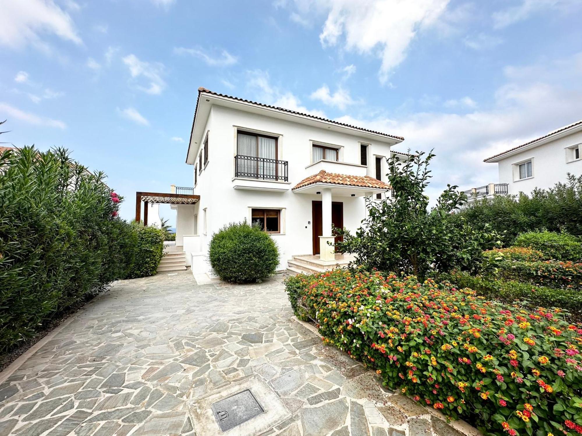 Carrington Holidays Κερύνεια Εξωτερικό φωτογραφία