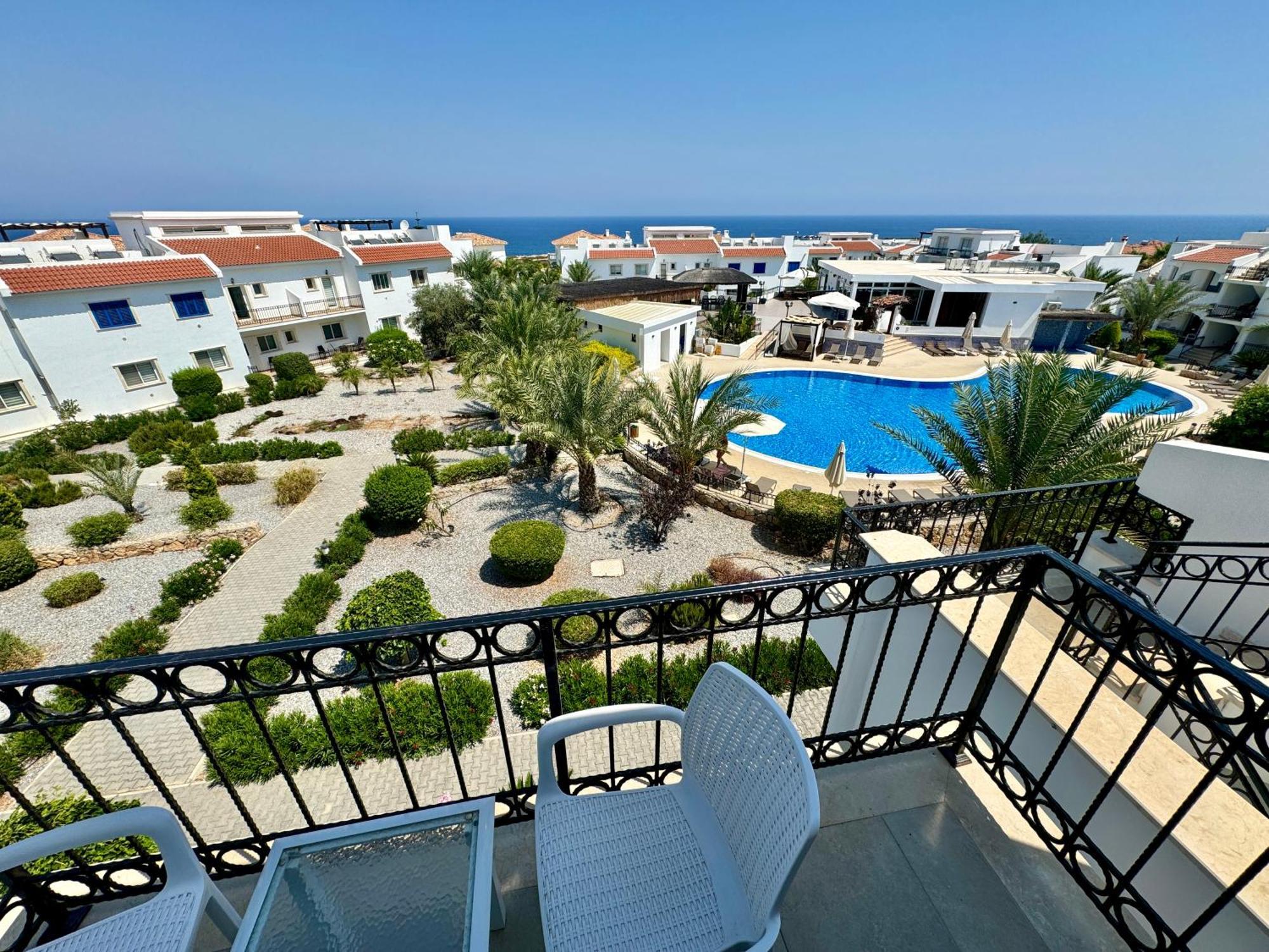 Carrington Holidays Κερύνεια Εξωτερικό φωτογραφία