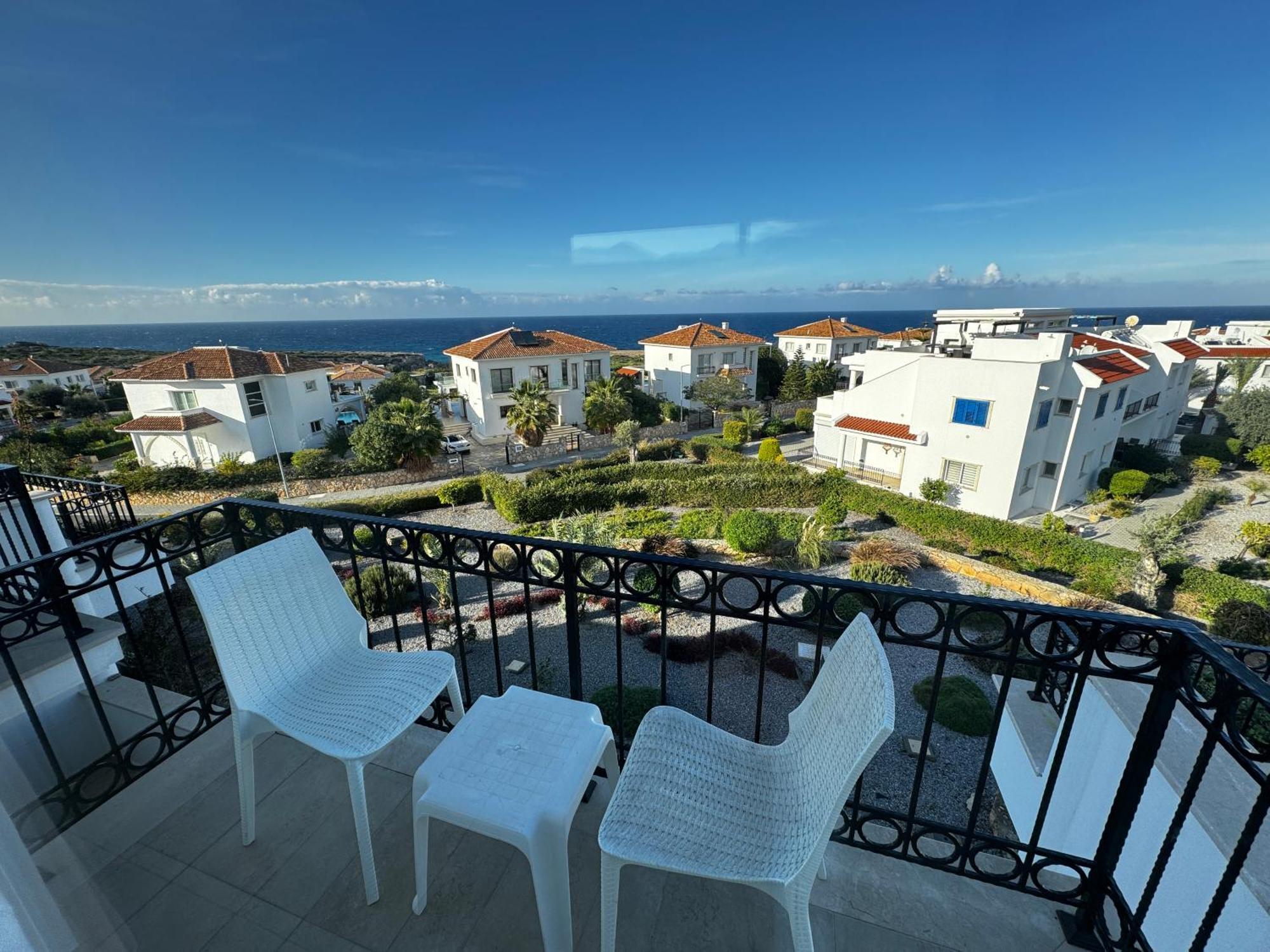 Carrington Holidays Κερύνεια Εξωτερικό φωτογραφία